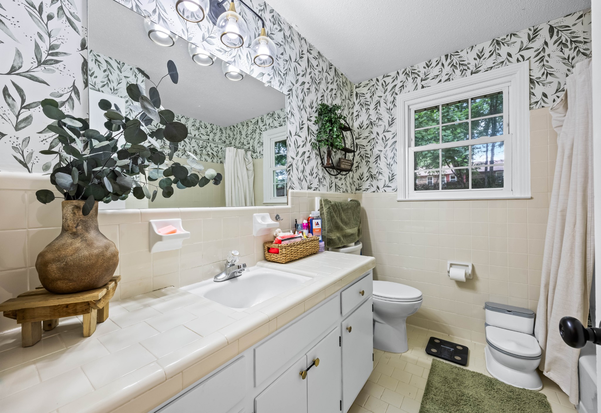 404 Warren Cir Property Photo 17