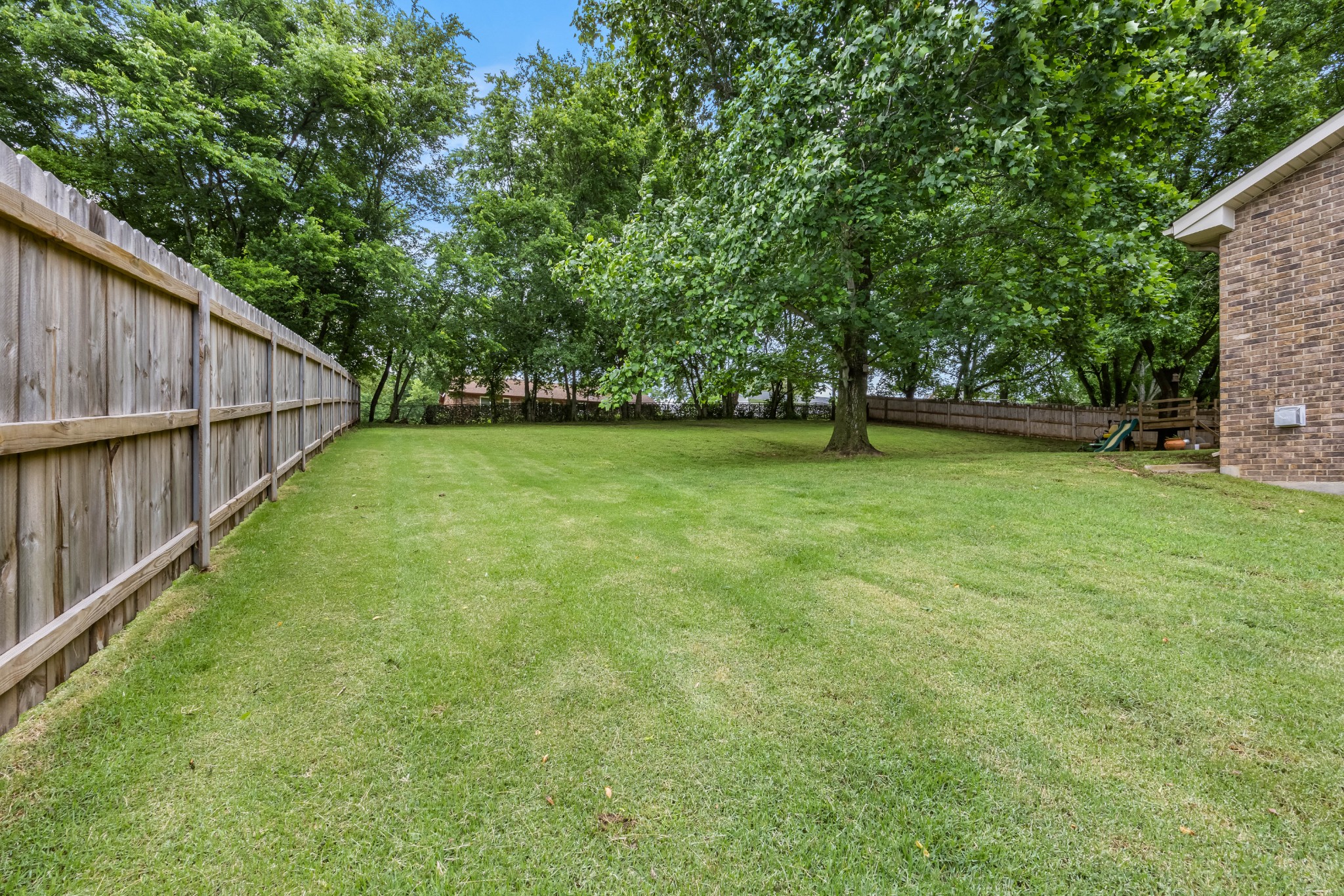 404 Warren Cir Property Photo 24