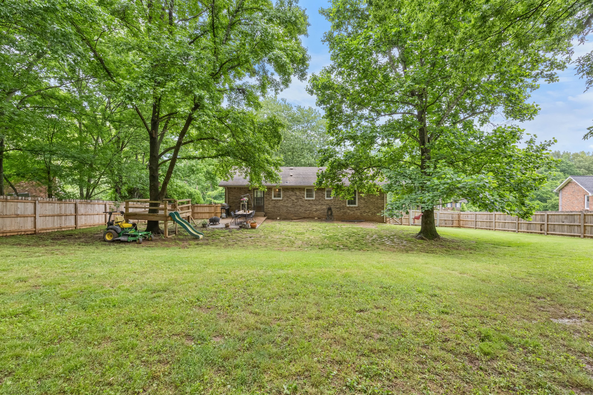 404 Warren Cir Property Photo 26