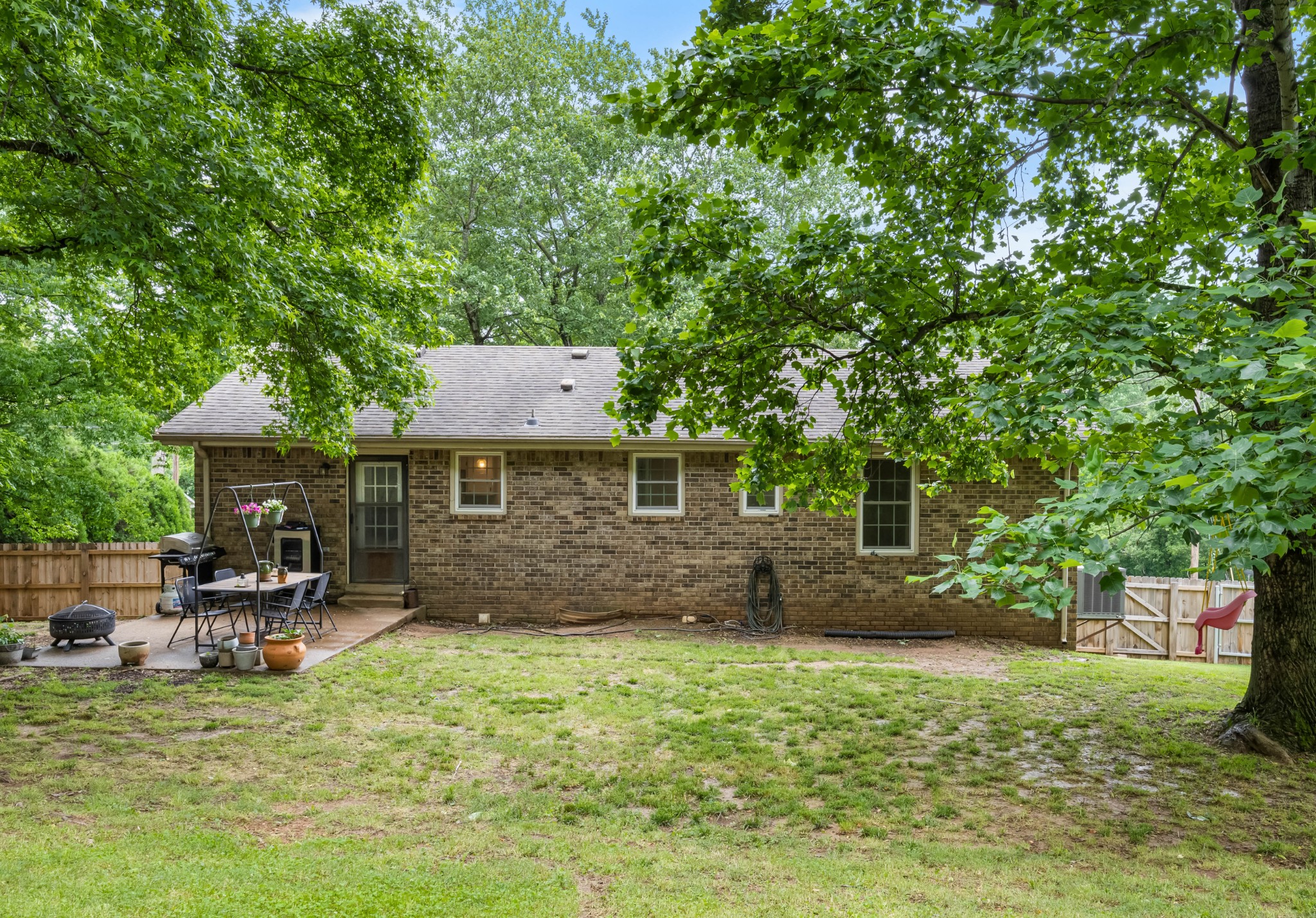 404 Warren Cir Property Photo 27