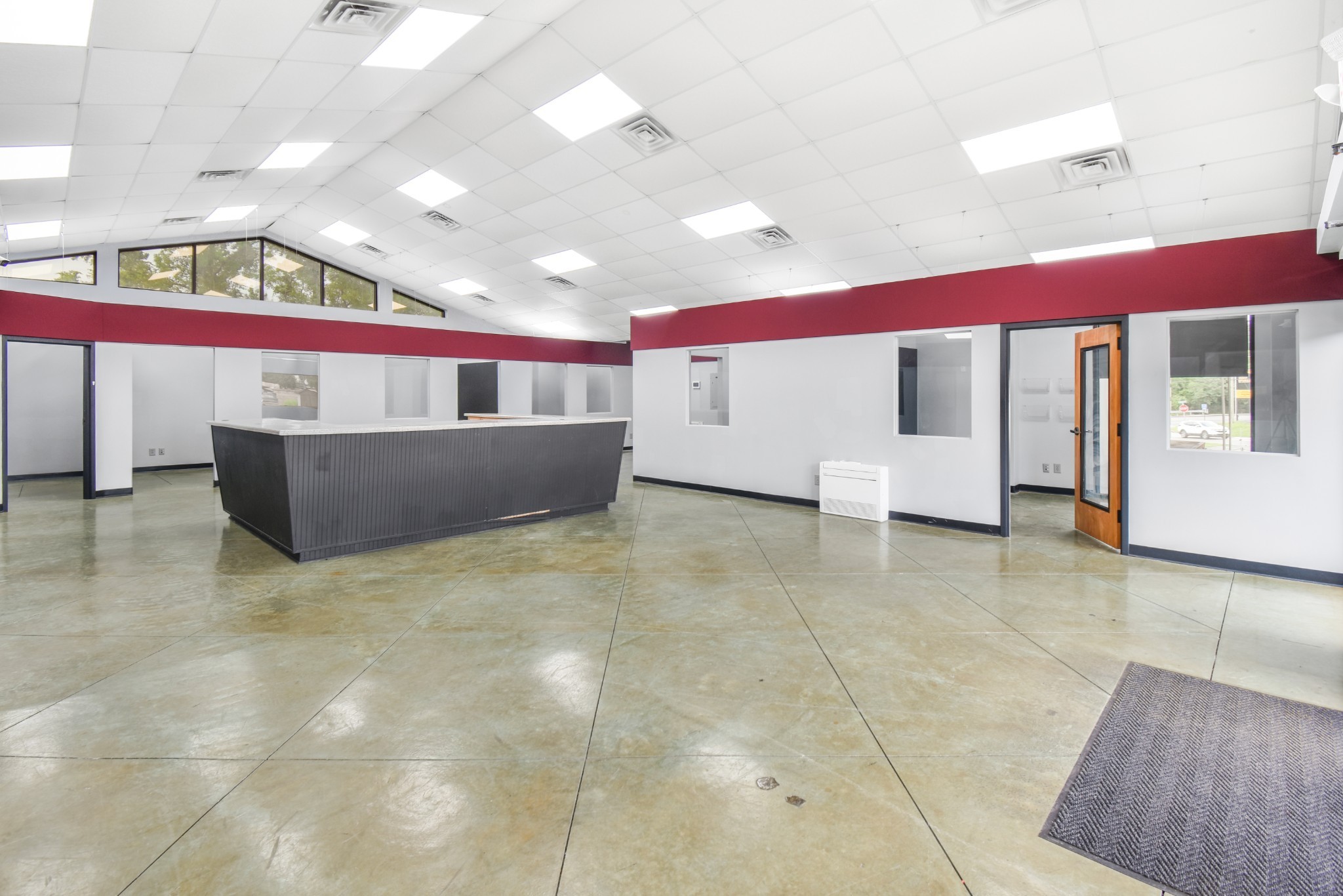 5002 Market Pl Property Photo 15