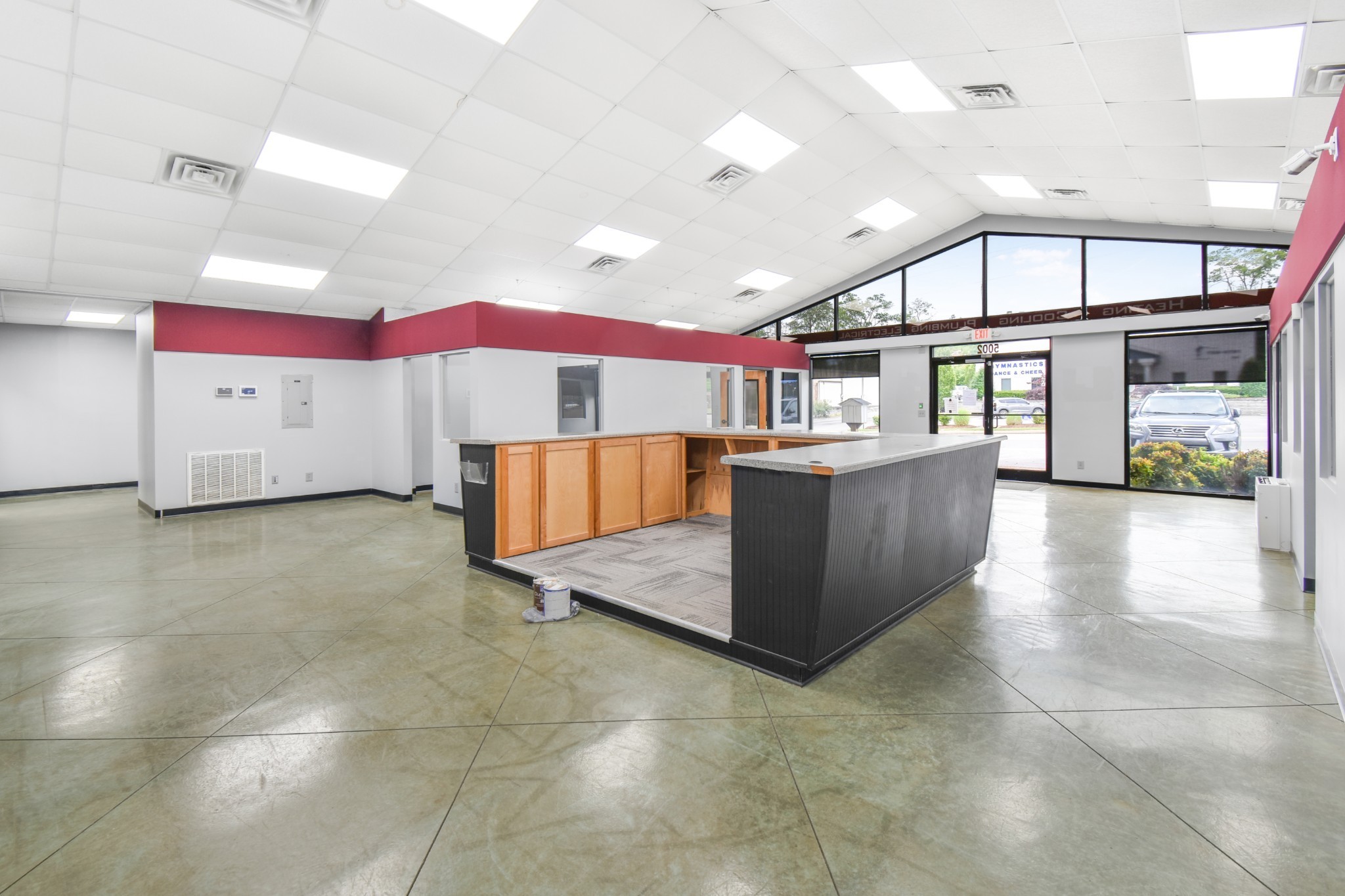 5002 Market Pl Property Photo 17