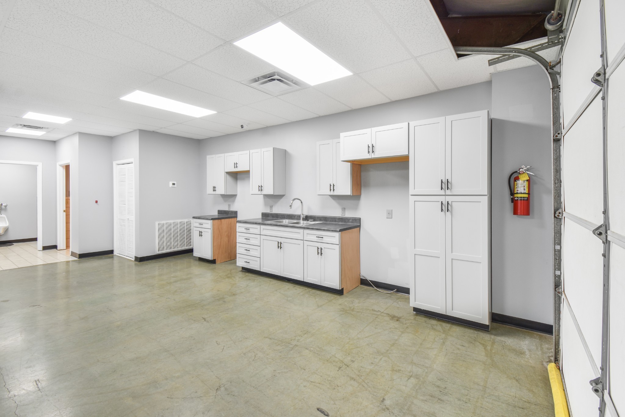 5002 Market Pl Property Photo 21