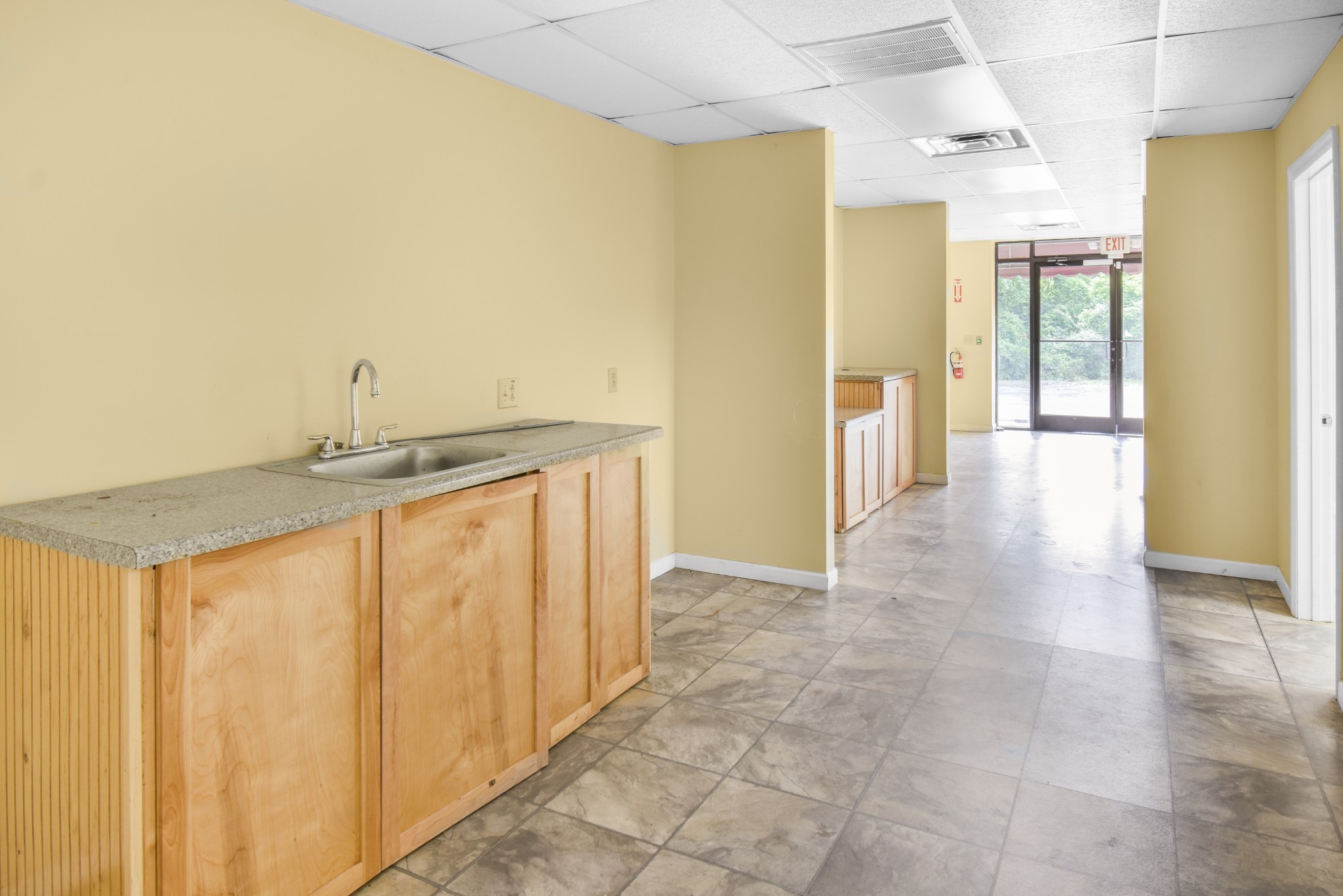 5002 Market Pl Property Photo 30