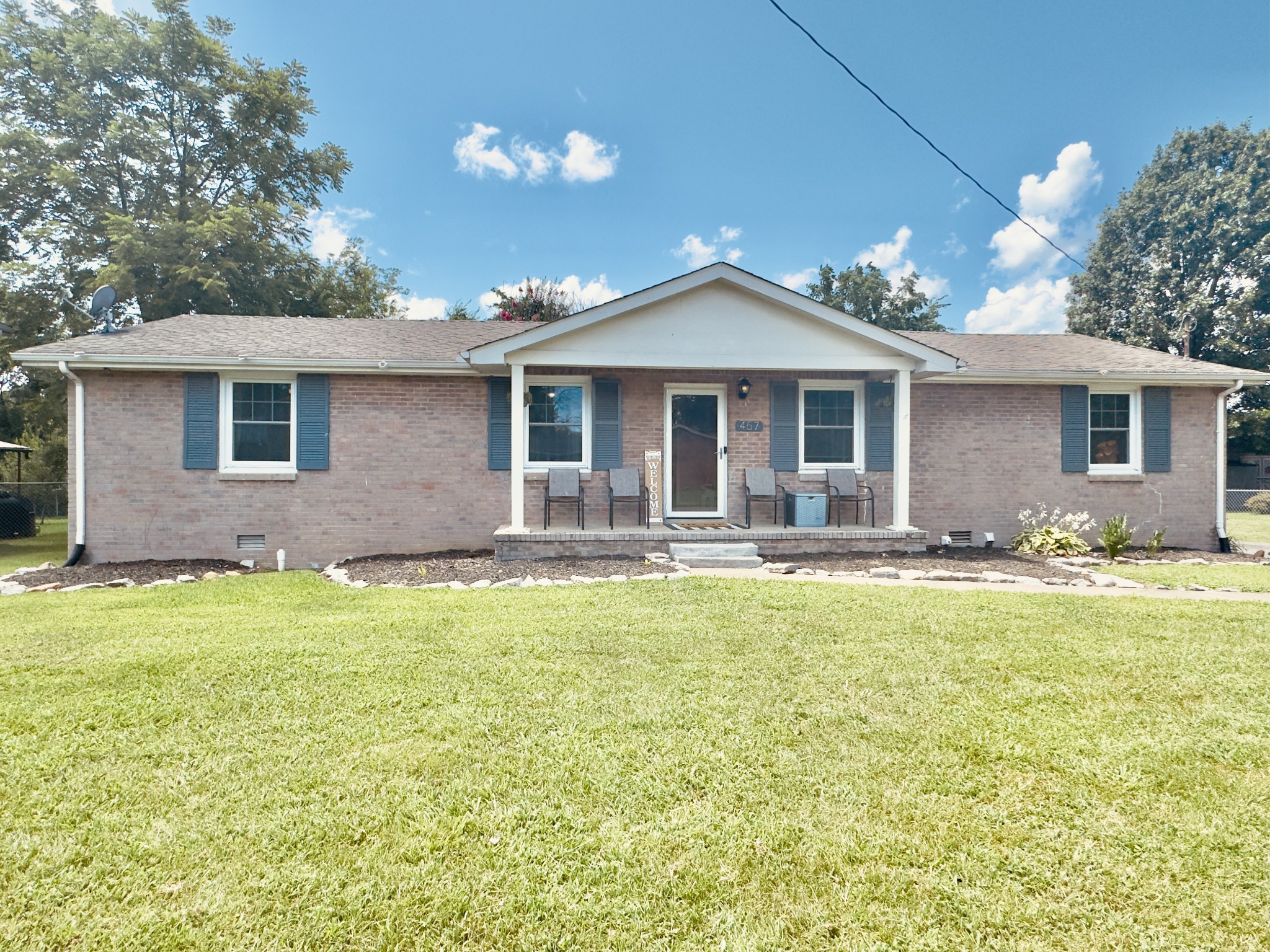 457 Cedarcliff Rd Property Photo 1