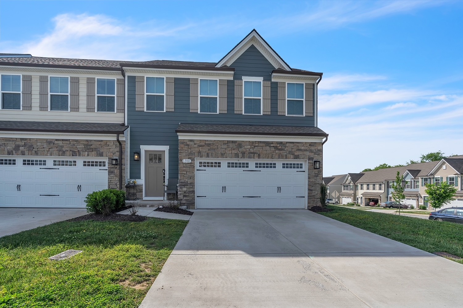 1301 Crescent Ridge Dr Property Photo