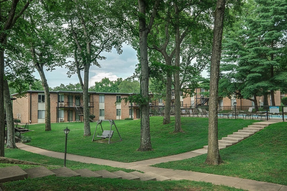 2601 Hillsboro Pike Property Photo