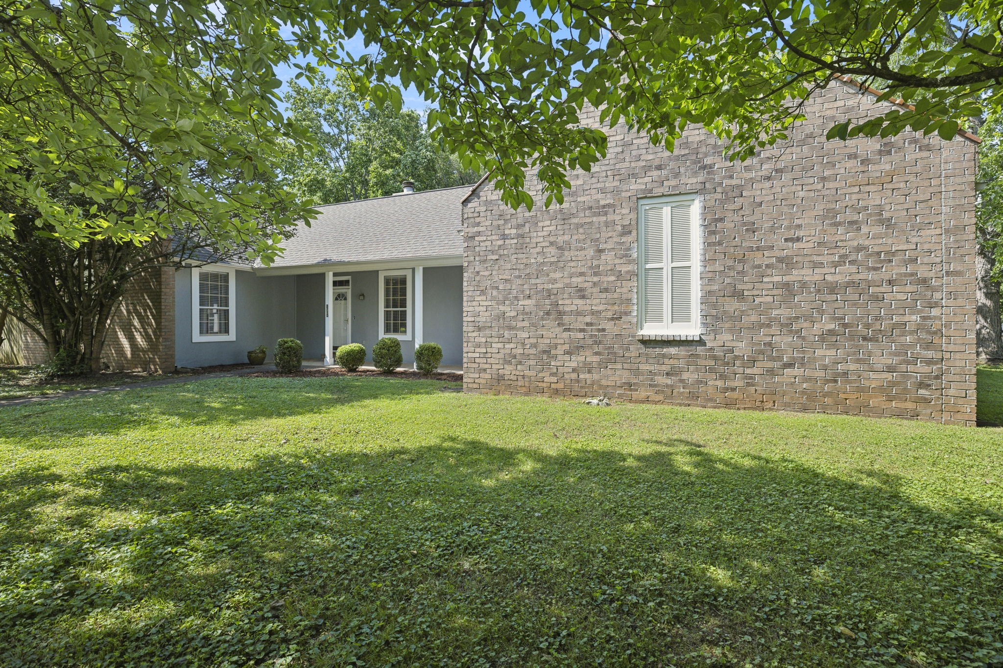 2710 Wellington Pl Property Photo 4
