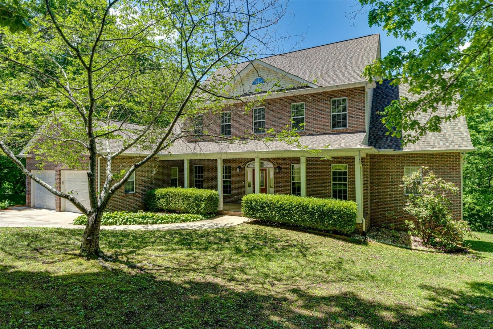 550 Tanya Dr Property Photo 1