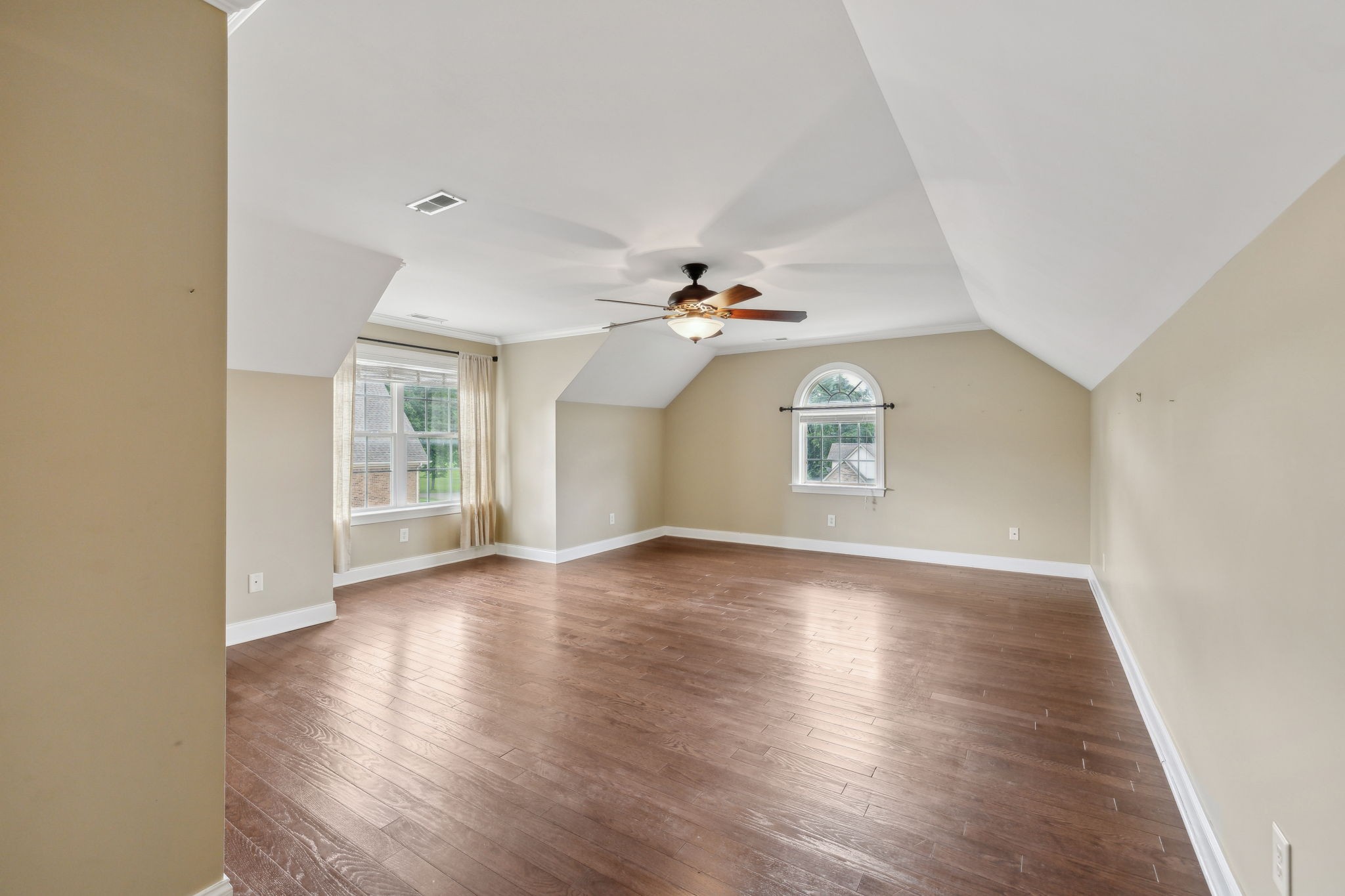 1769 Mayflower Dr Property Photo 27