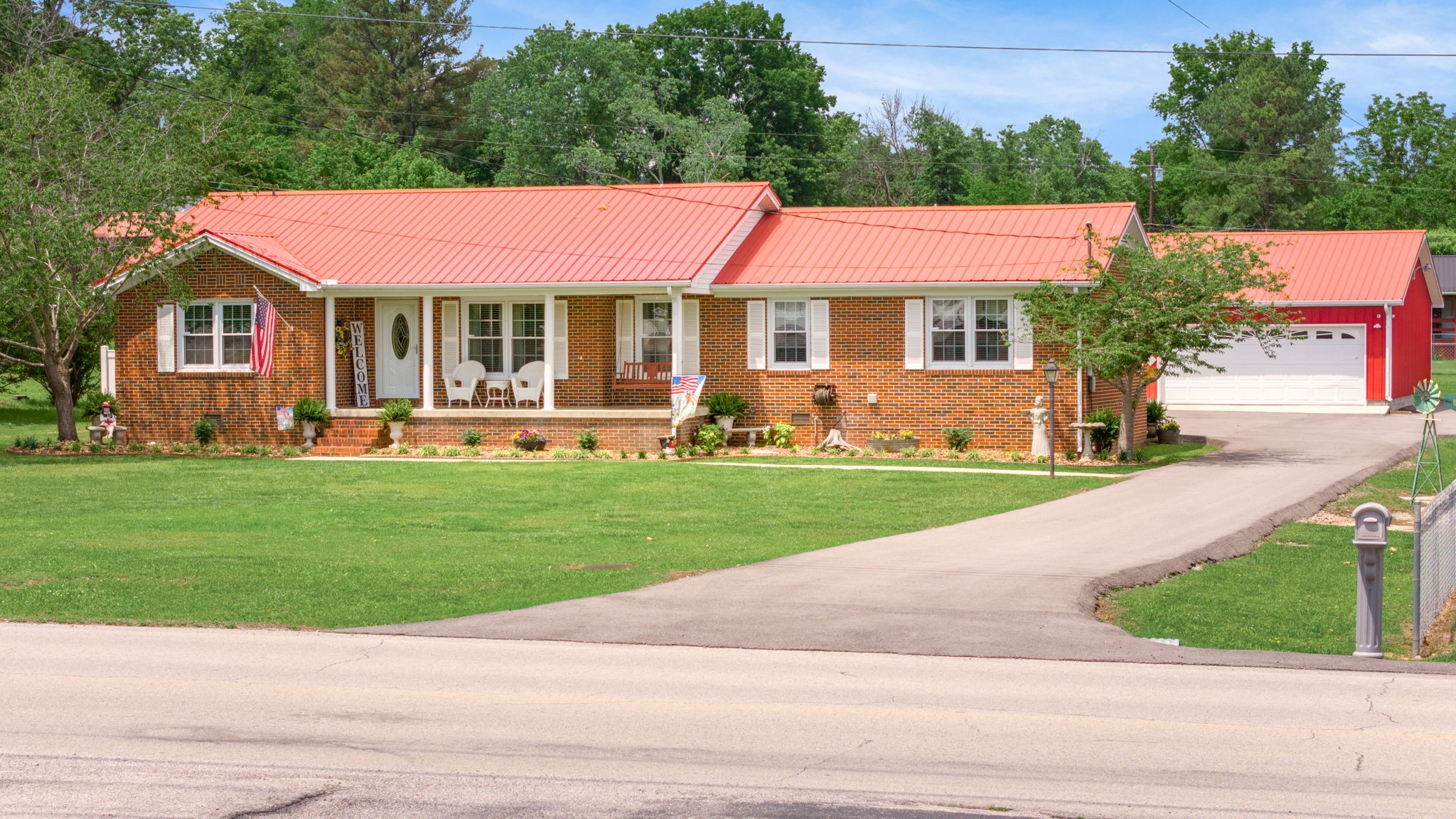 304 Murfreesboro Rd Property Photo