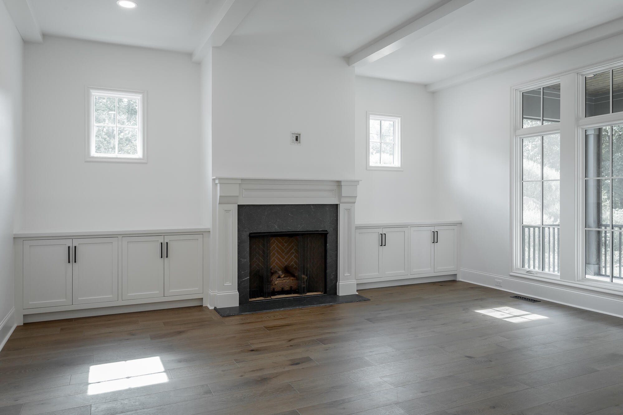 9488 Calder Circle Property Photo 16