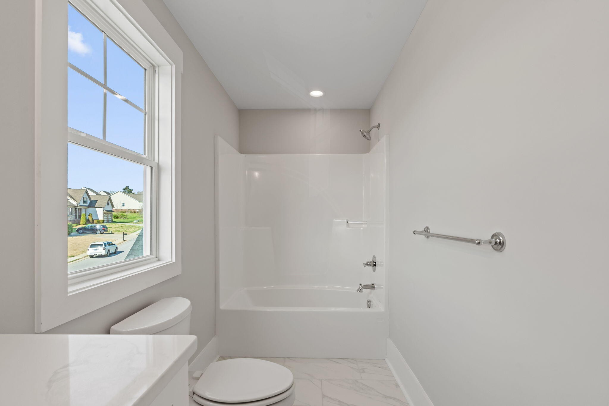 490 Lakeshore Cove Drive Property Photo 44