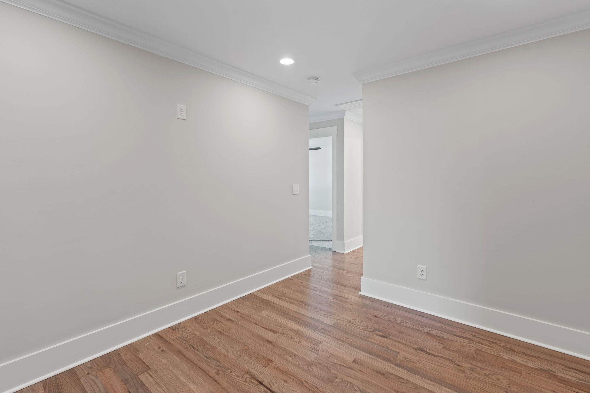 490 Lakeshore Cove Drive Property Photo 54