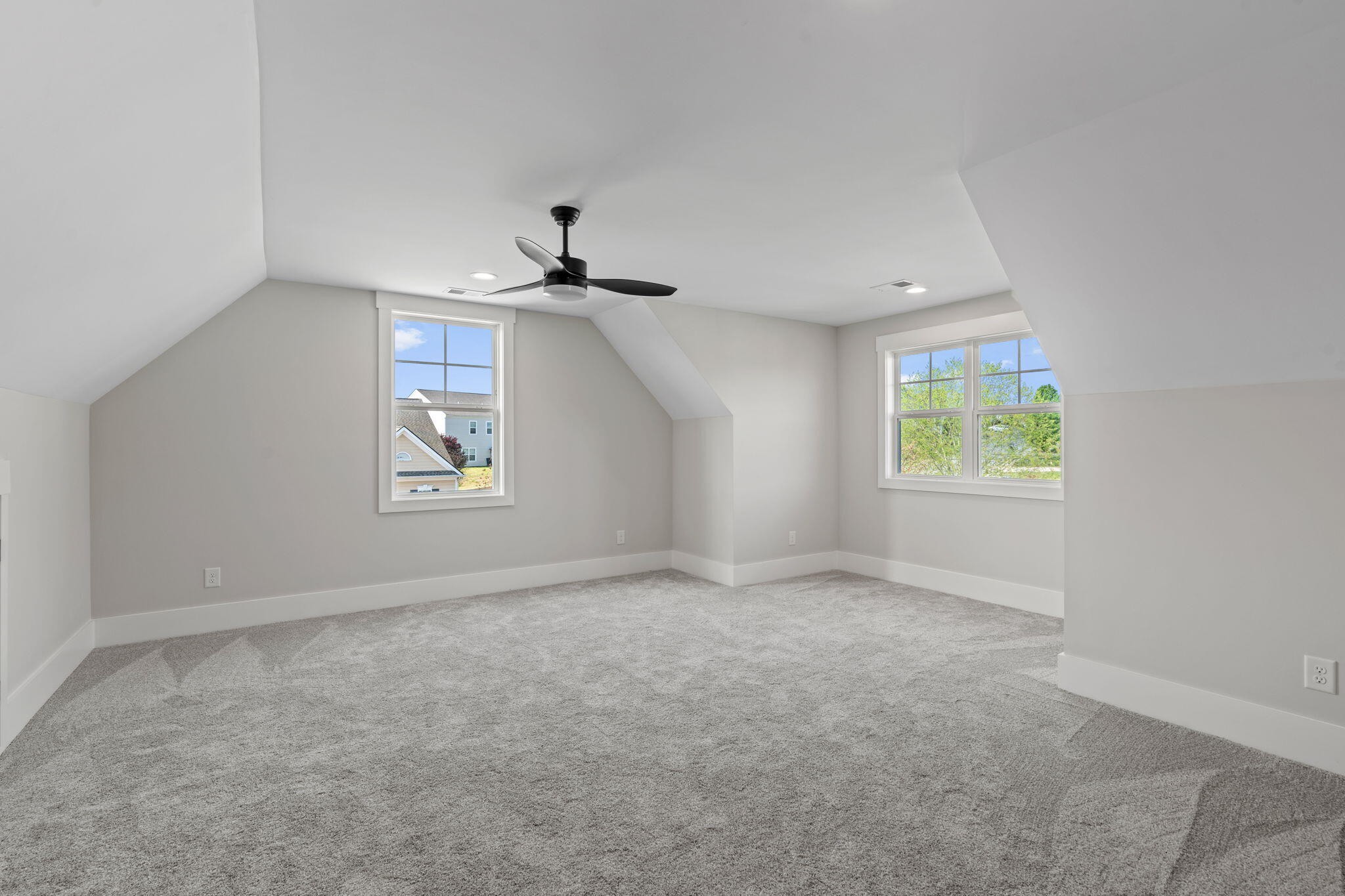 490 Lakeshore Cove Drive Property Photo 55