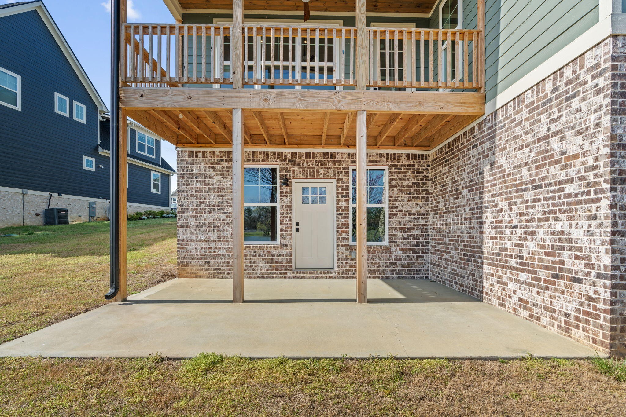 490 Lakeshore Cove Drive Property Photo 61