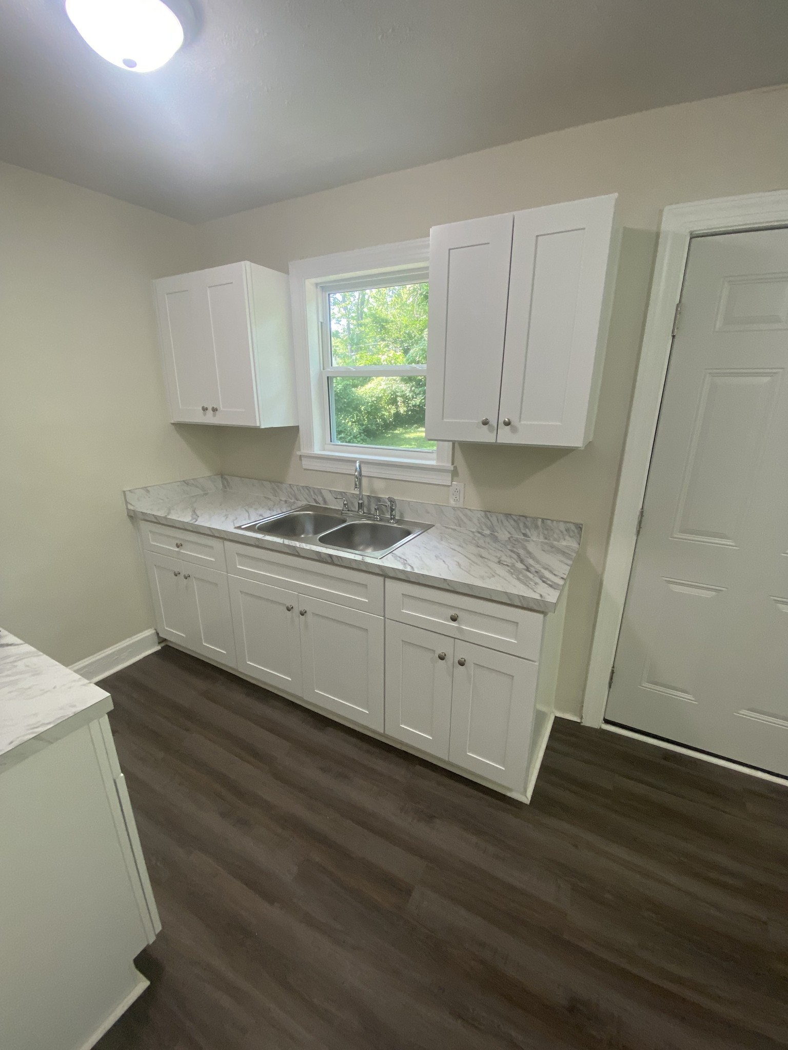 1228 Coarsey Dr Property Photo 9