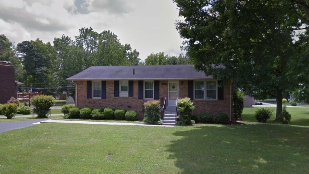 2503 Hickory Dr Property Photo 1