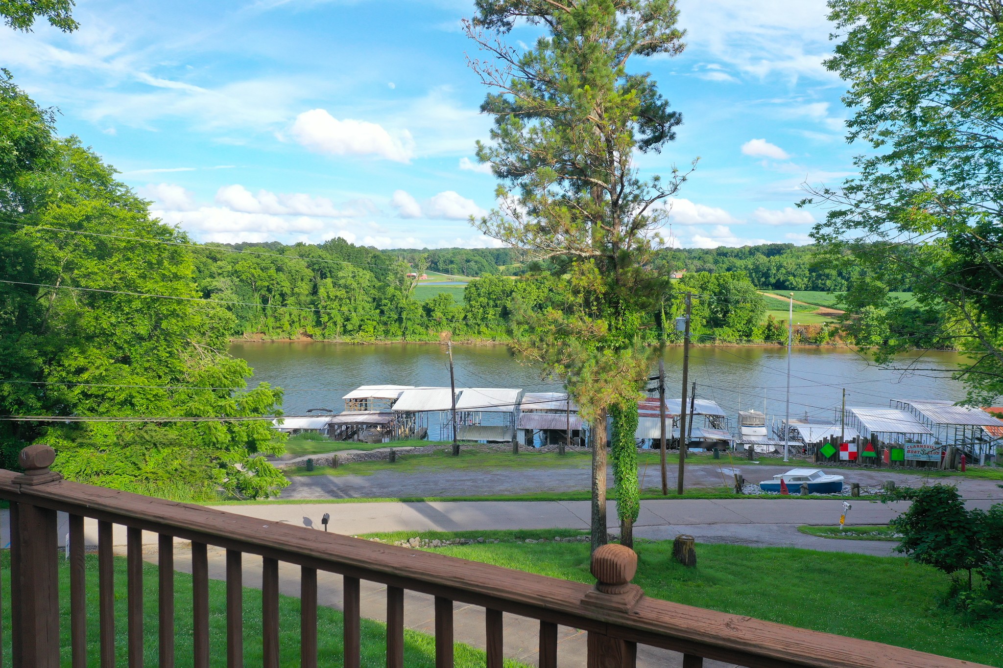 1176 Seven Mile Ferry Rd, N Property Photo 1