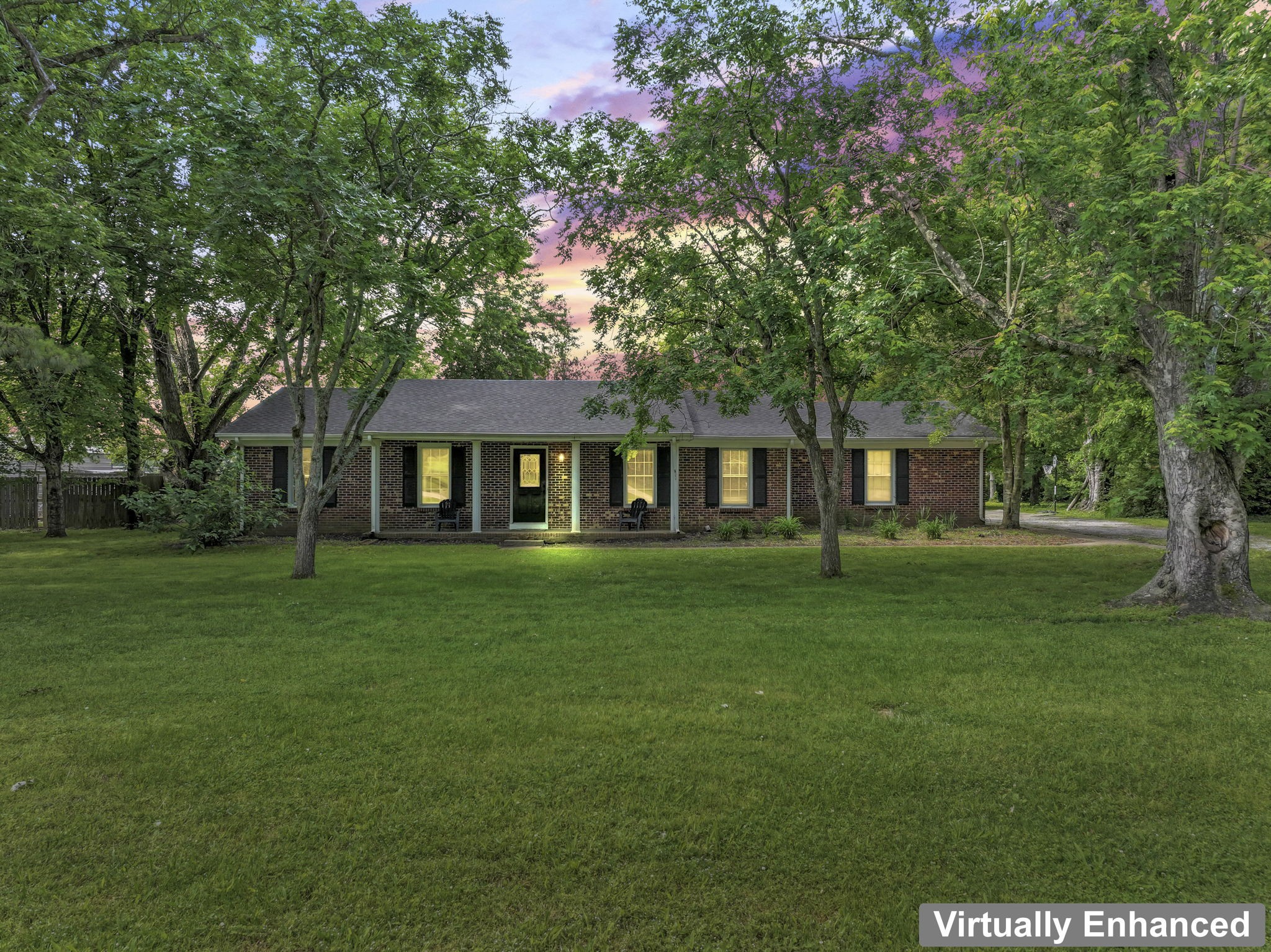 211 Elmwood Dr Property Photo