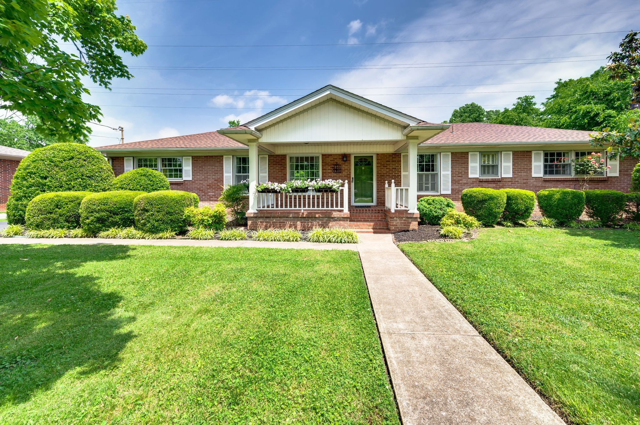 411 Tremont Dr Property Photo