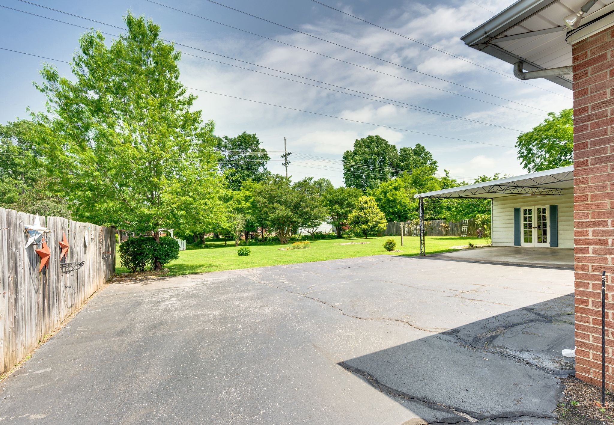 411 Tremont Dr Property Photo 53