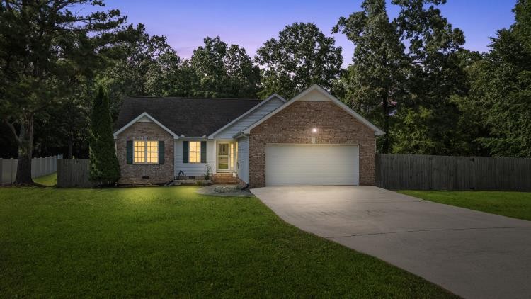 210 Highland Trl Property Photo 2