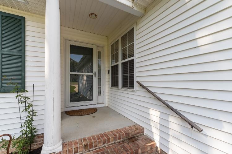210 Highland Trl Property Photo 7