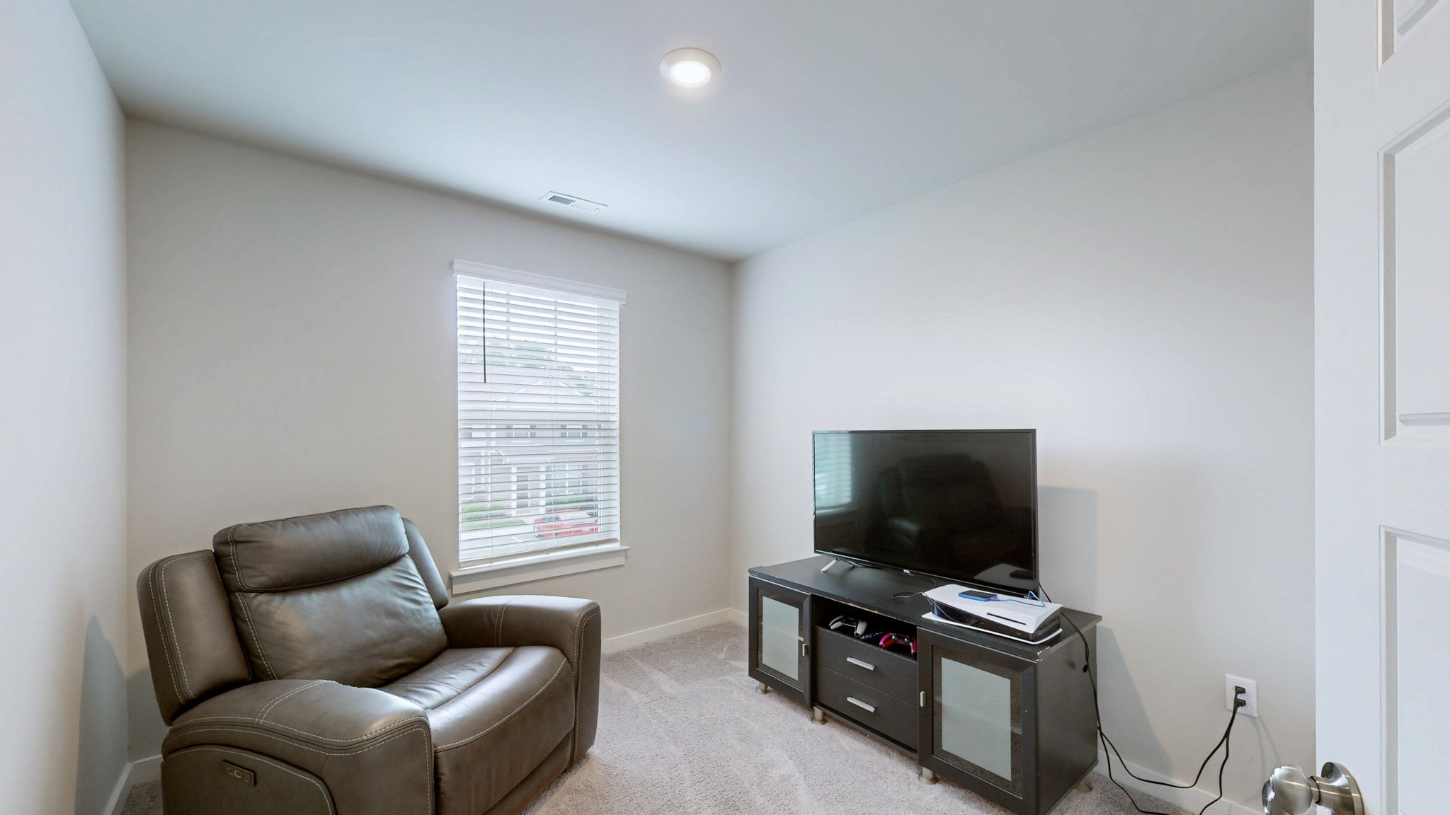 1768 Frodo Way Property Photo 16