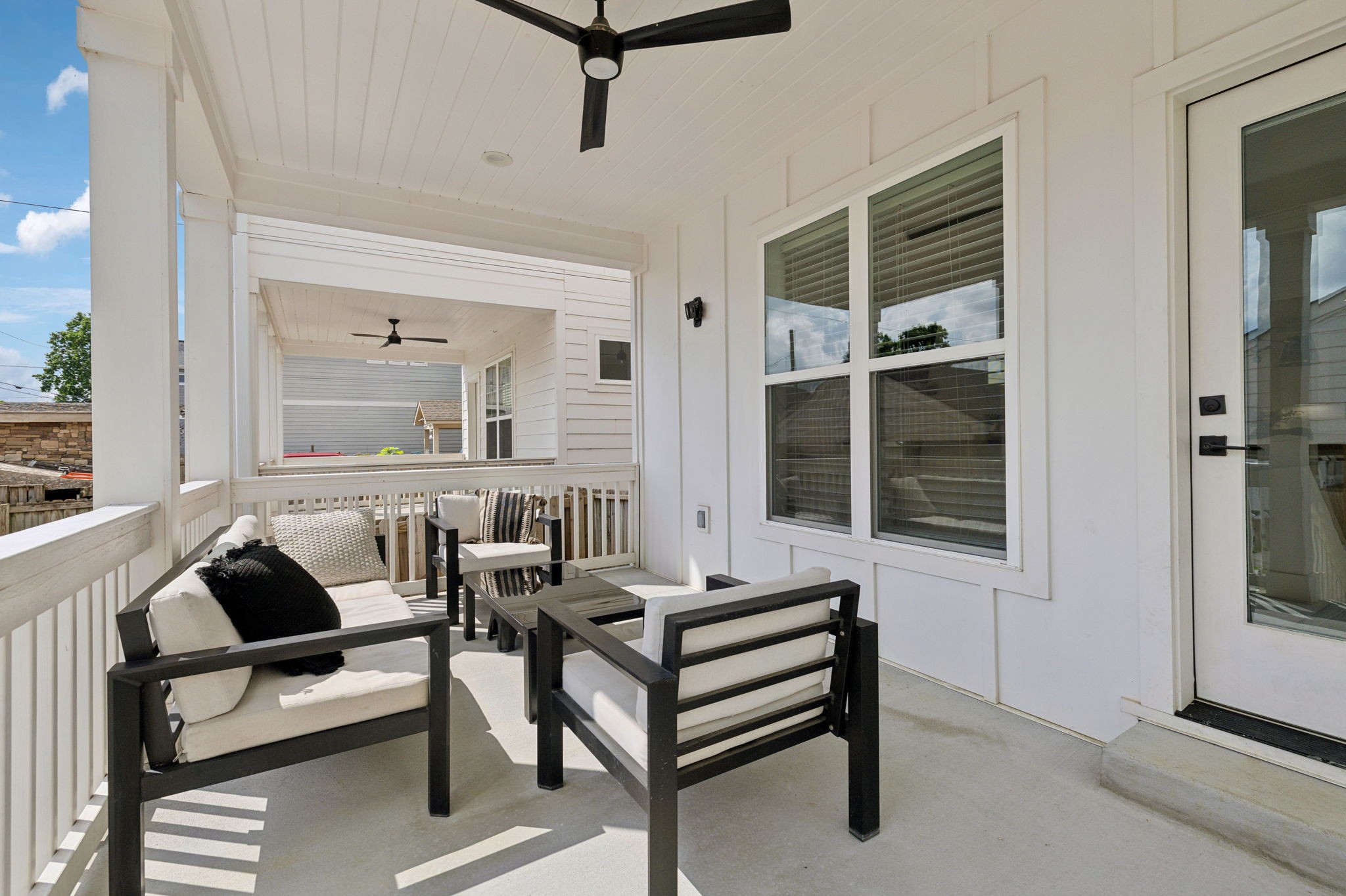 6113a California Ave Property Photo 41