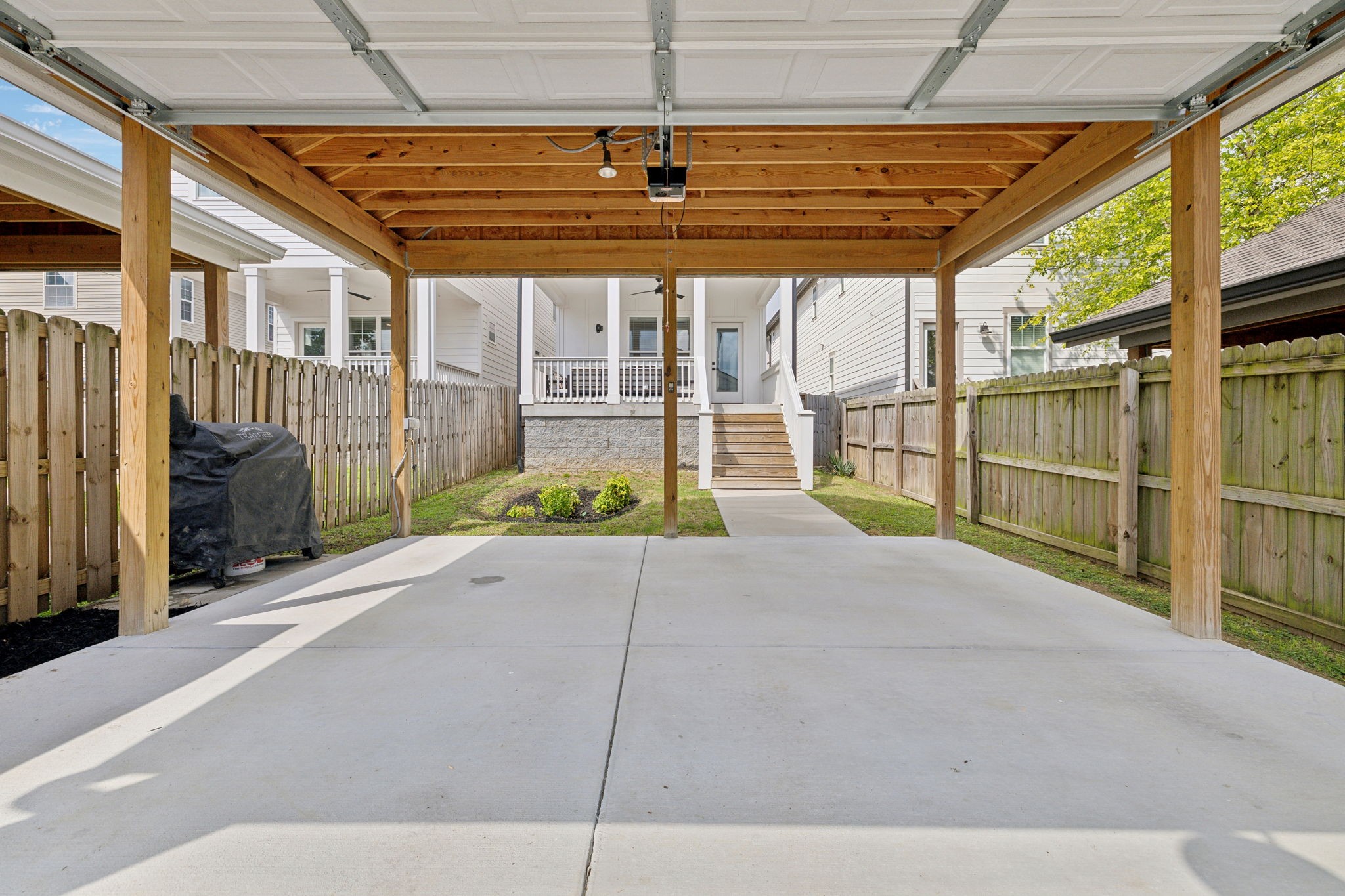 6113a California Ave Property Photo 43