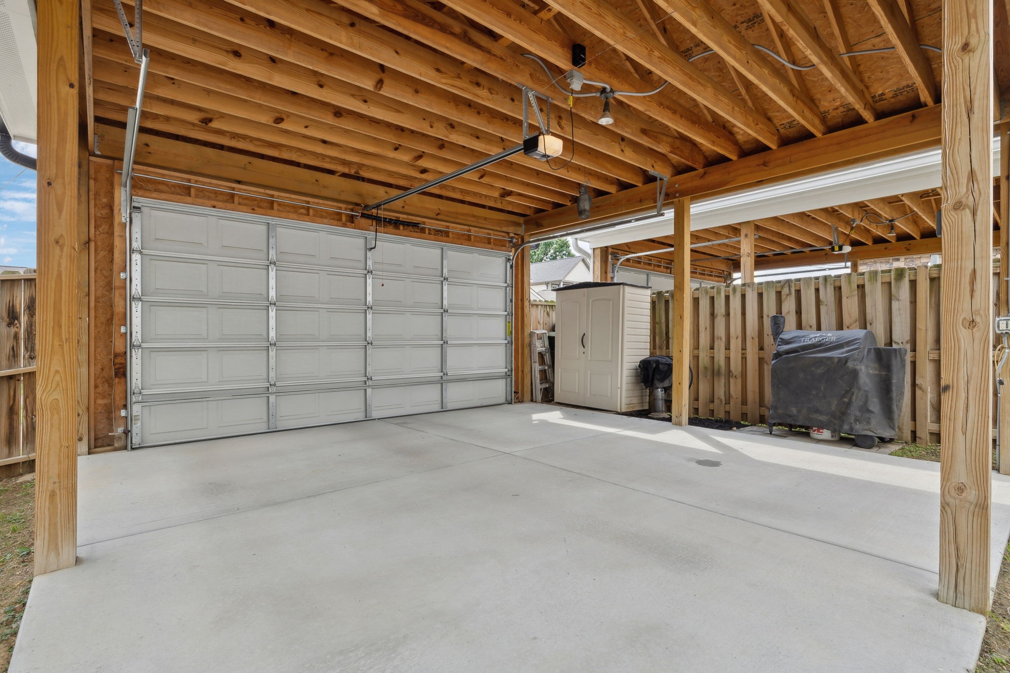 6113a California Ave Property Photo 47