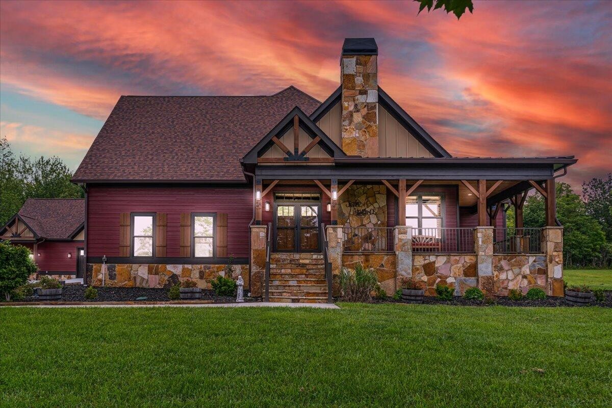 1165 River Bluffs Drive Property Photo 7