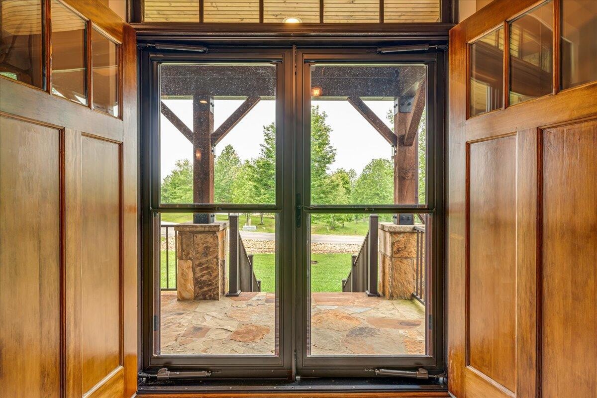 1165 River Bluffs Drive Property Photo 14