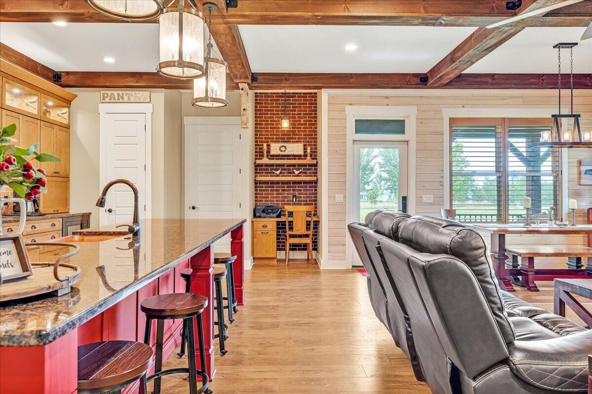 1165 River Bluffs Drive Property Photo 21