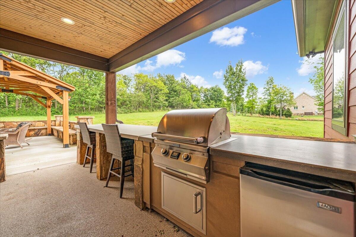 1165 River Bluffs Drive Property Photo 64