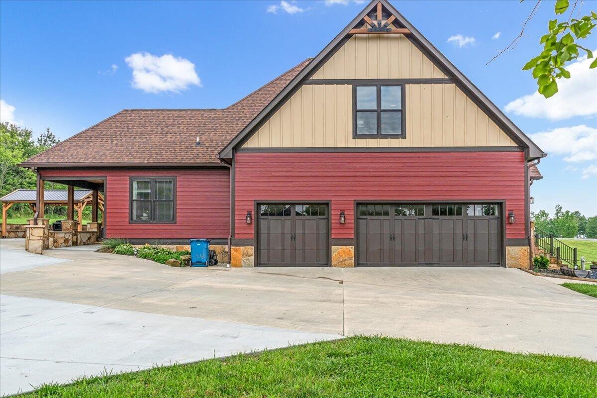 1165 River Bluffs Drive Property Photo 69