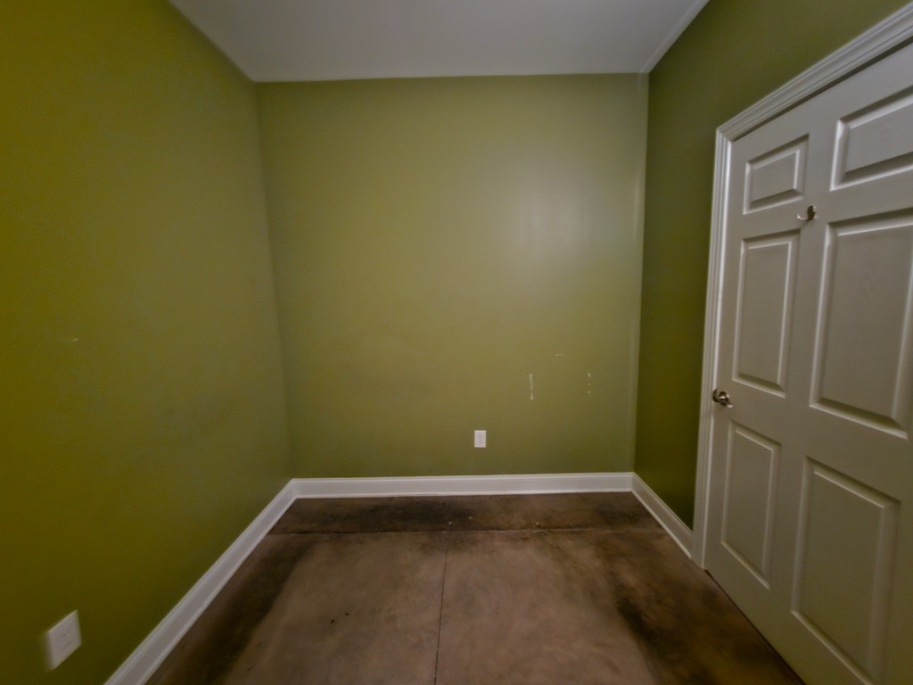 1175 Rock Springs Rd #100 Property Photo 22