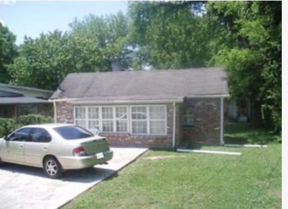 1731 21st Ave, N Property Photo 1