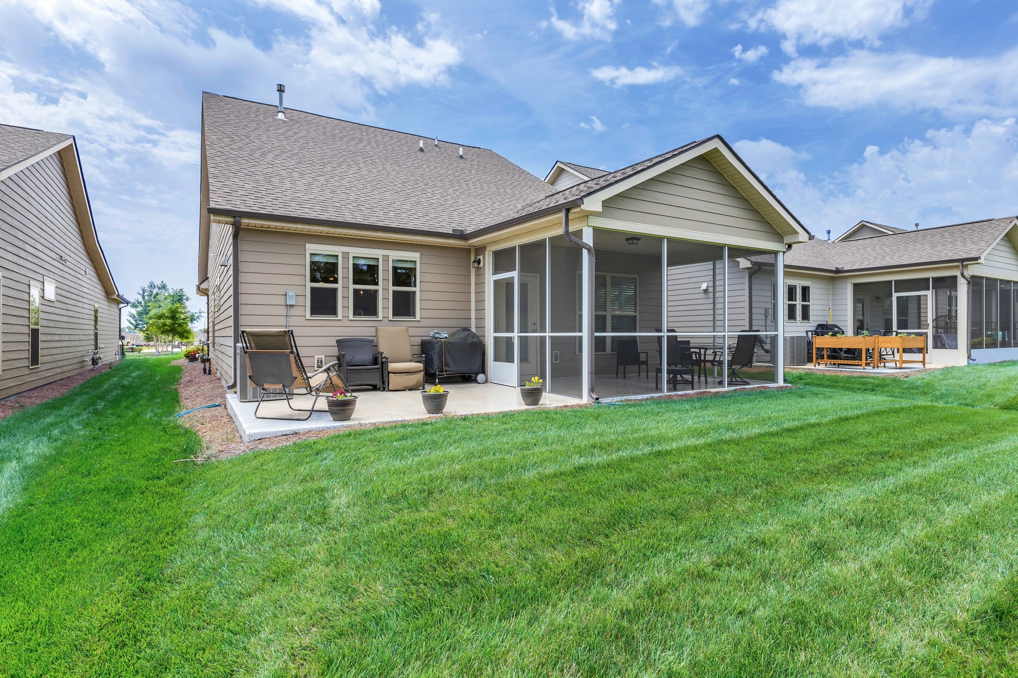 1753 Humphreys Gln Property Photo 32