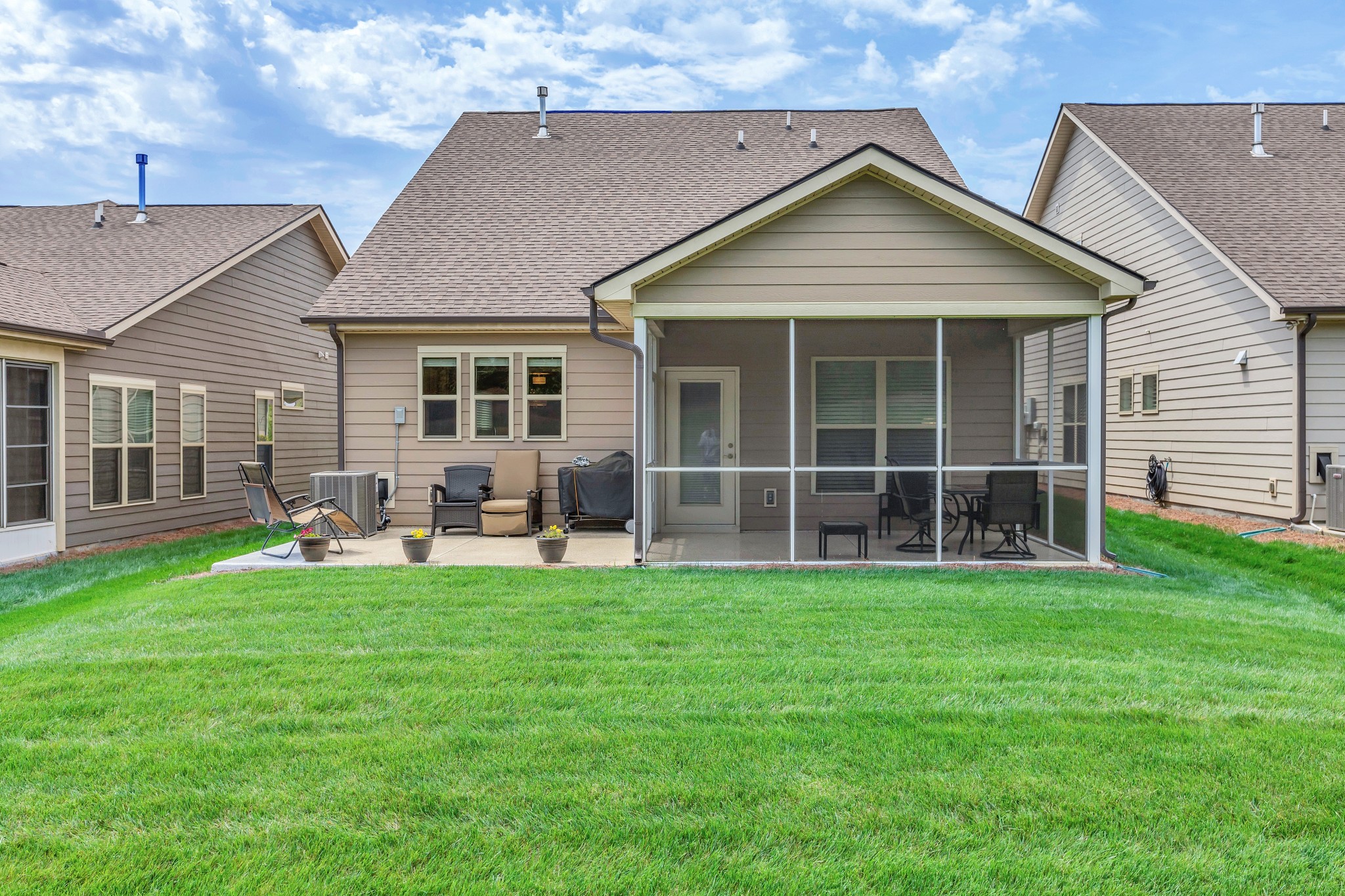 1753 Humphreys Gln Property Photo 33