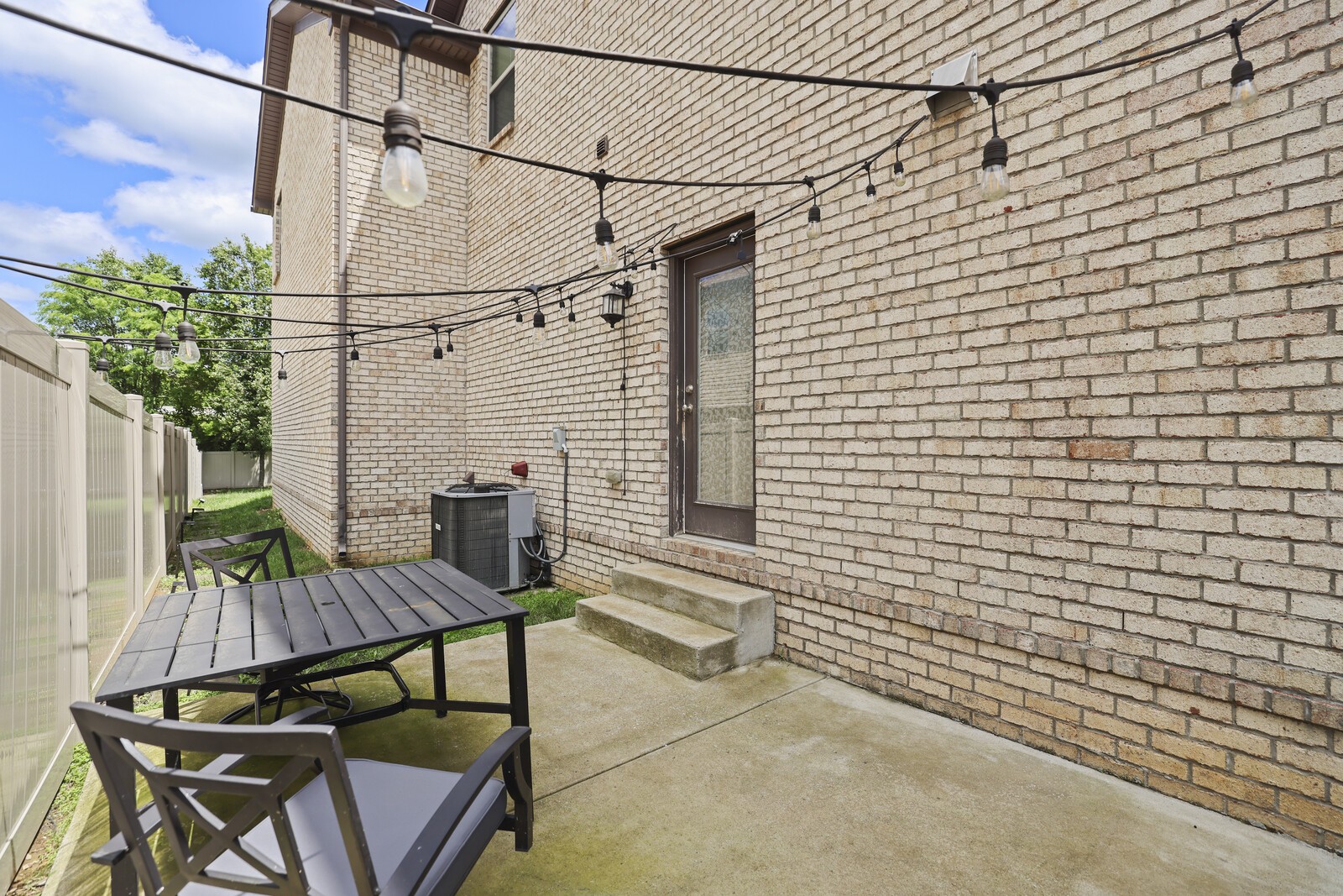 1569 Brockton Ln Property Photo 30