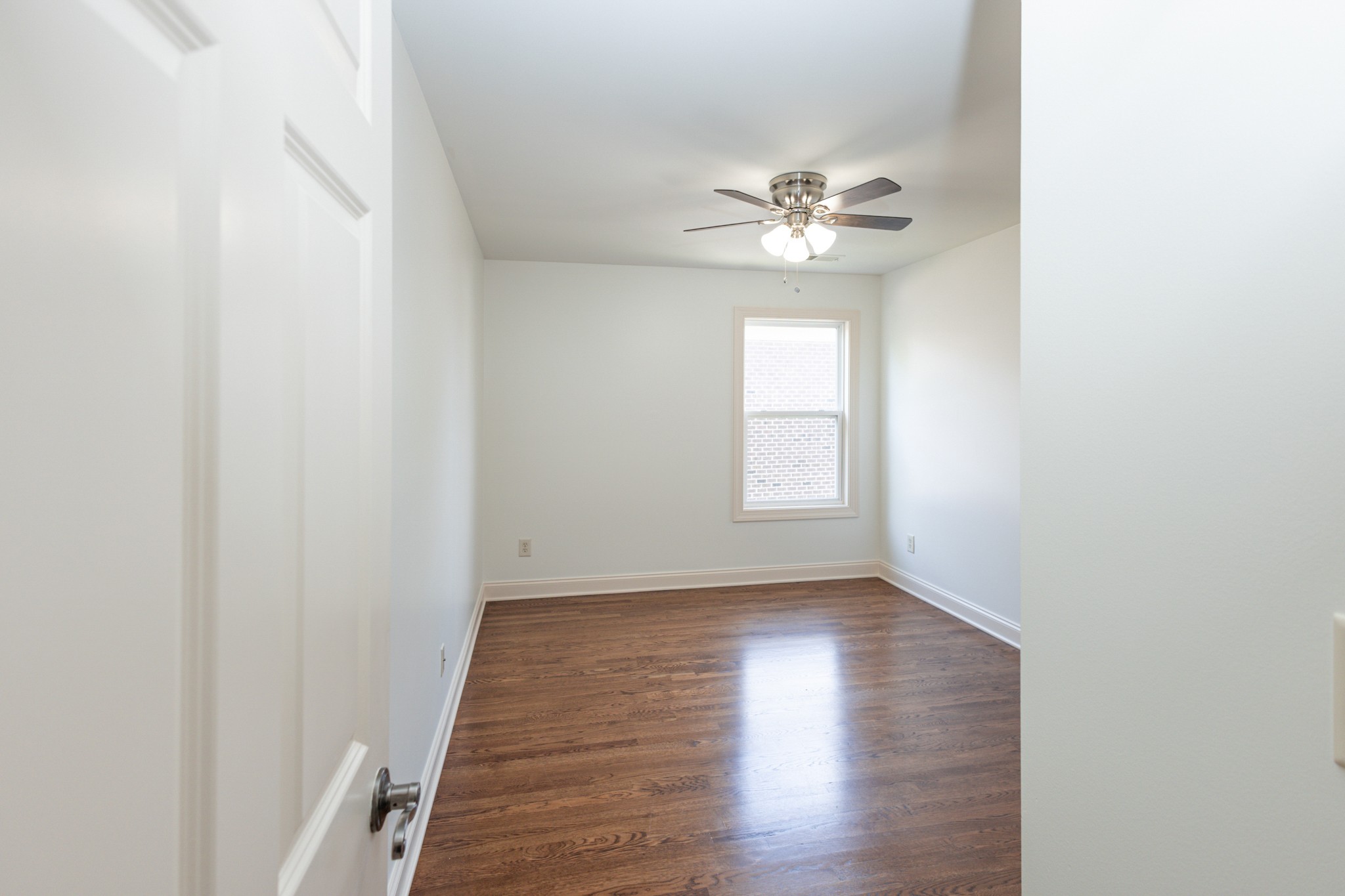 1132 Jewell Ave Property Photo 13