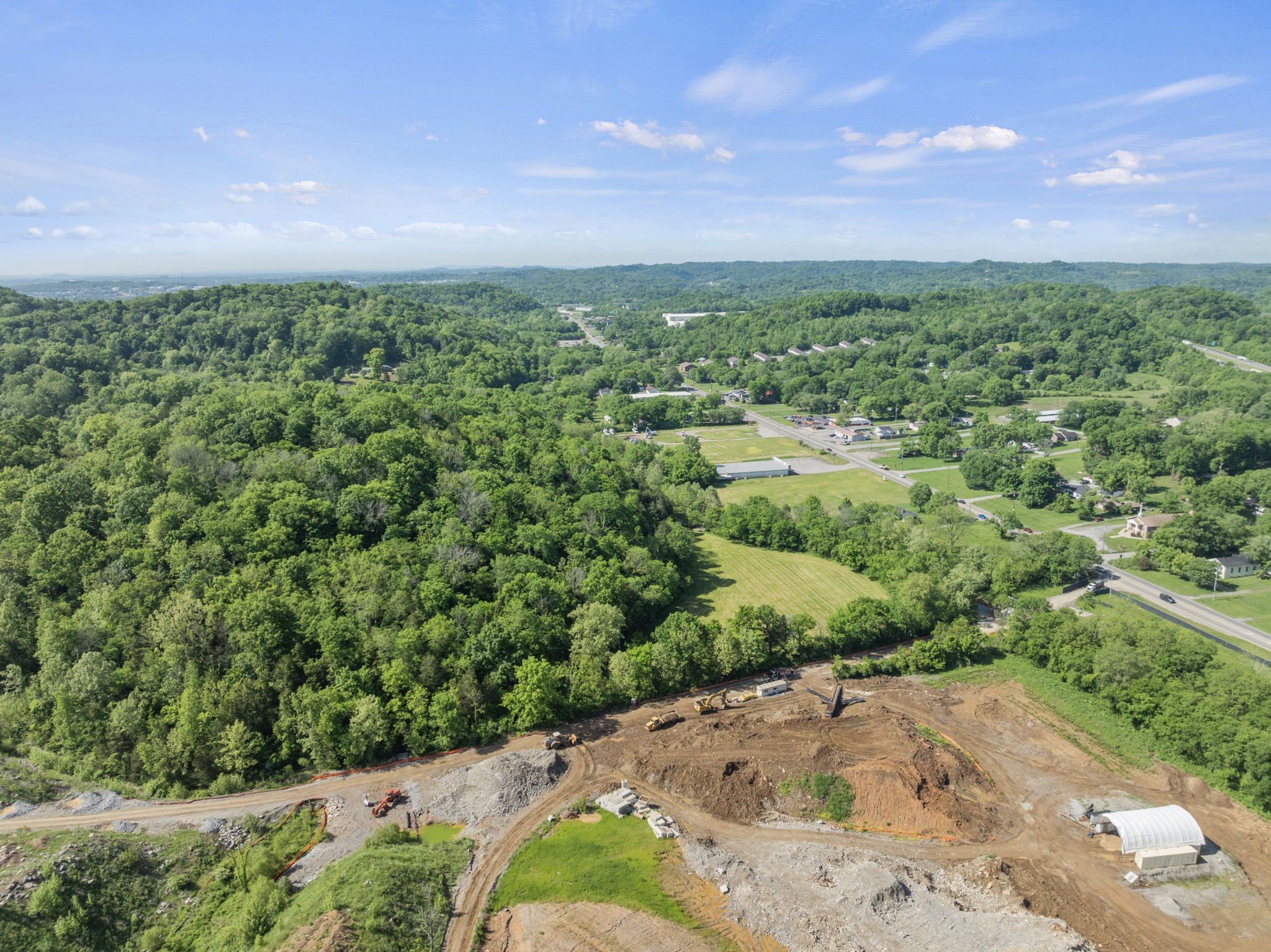 1135 Louisville Hwy Property Photo 11