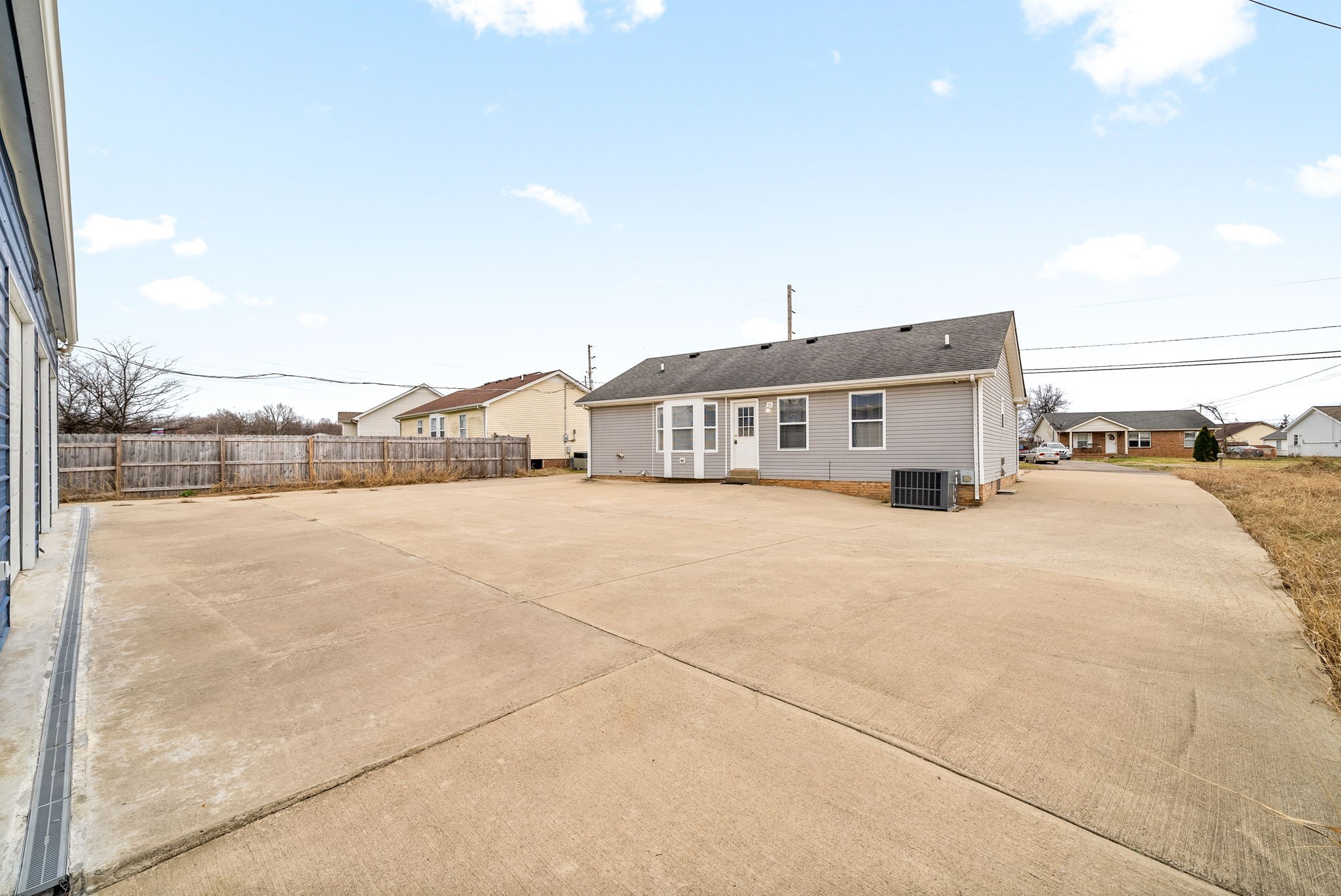 107 Waterford Dr Property Photo 37