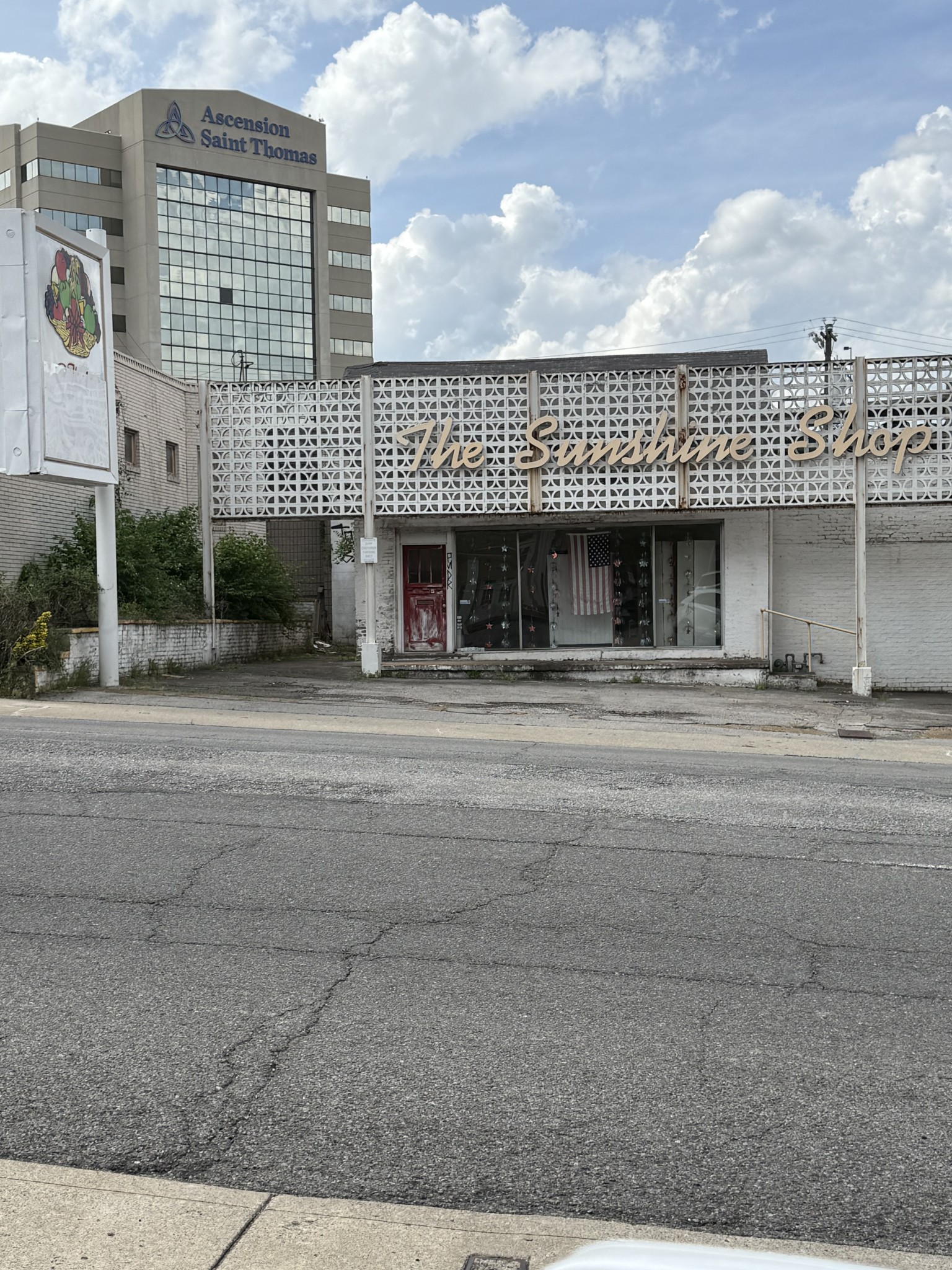 1912 Church St Property Photo 2