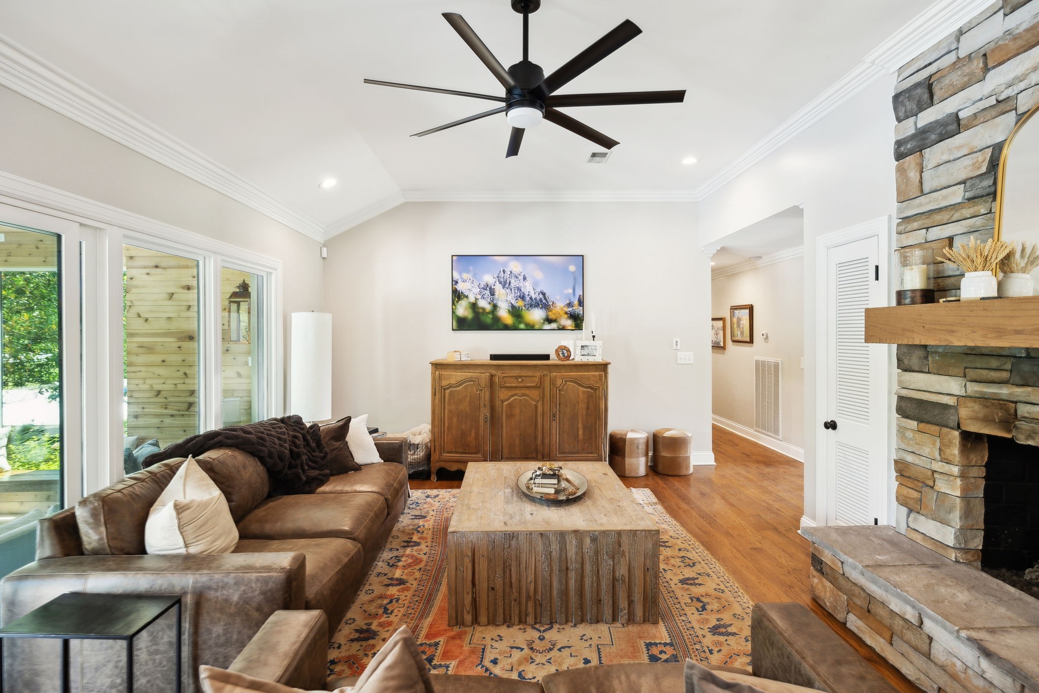 106 Steeplechase Ln Property Photo 23