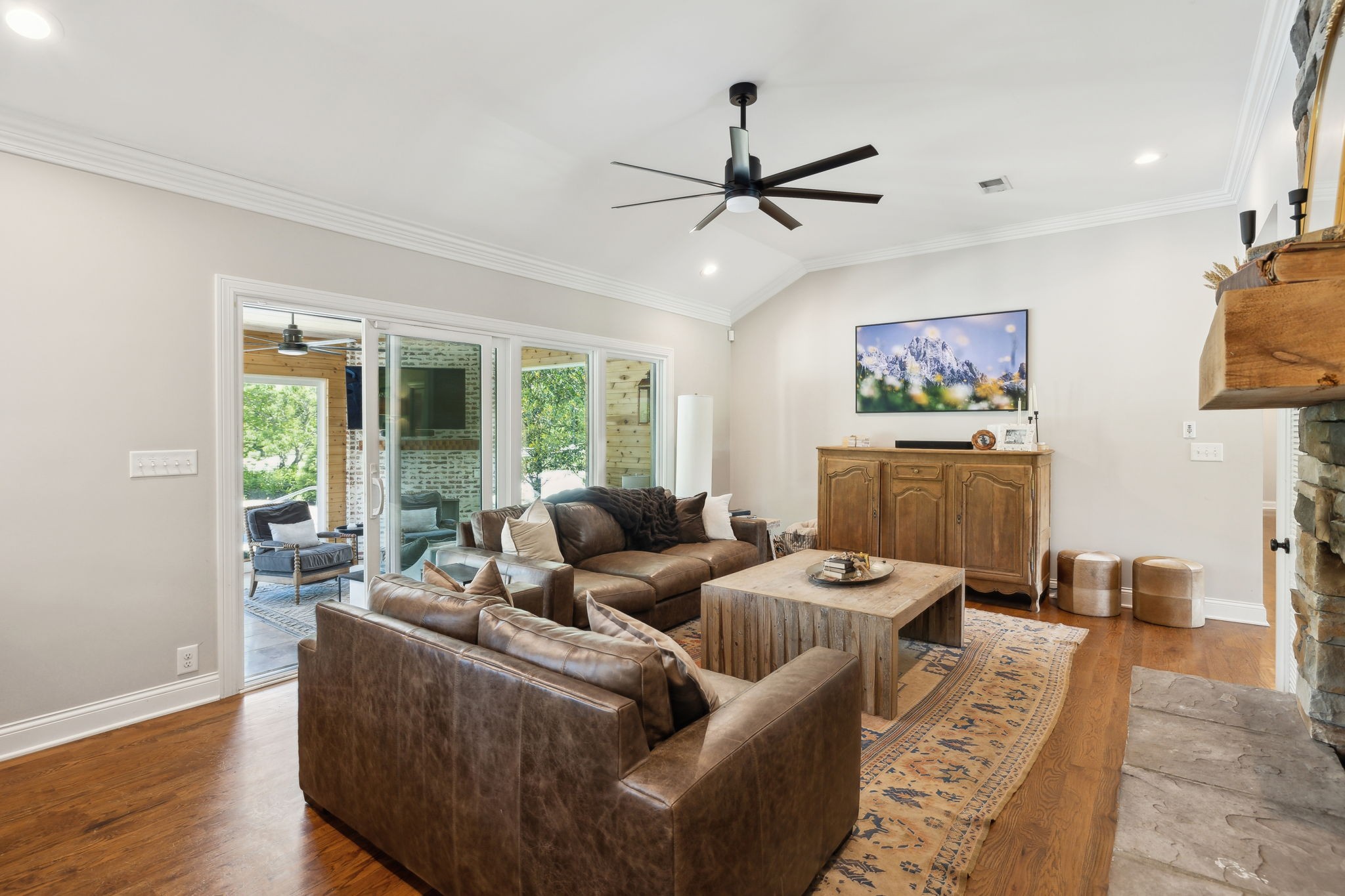 106 Steeplechase Ln Property Photo 24