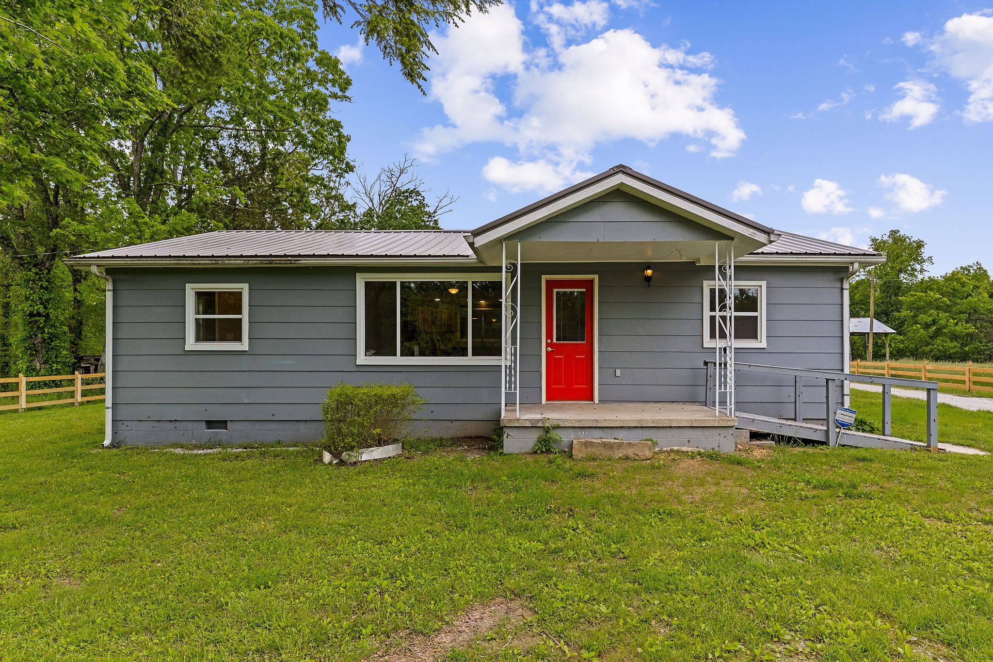 2348 Blaylock Rd Property Photo 1