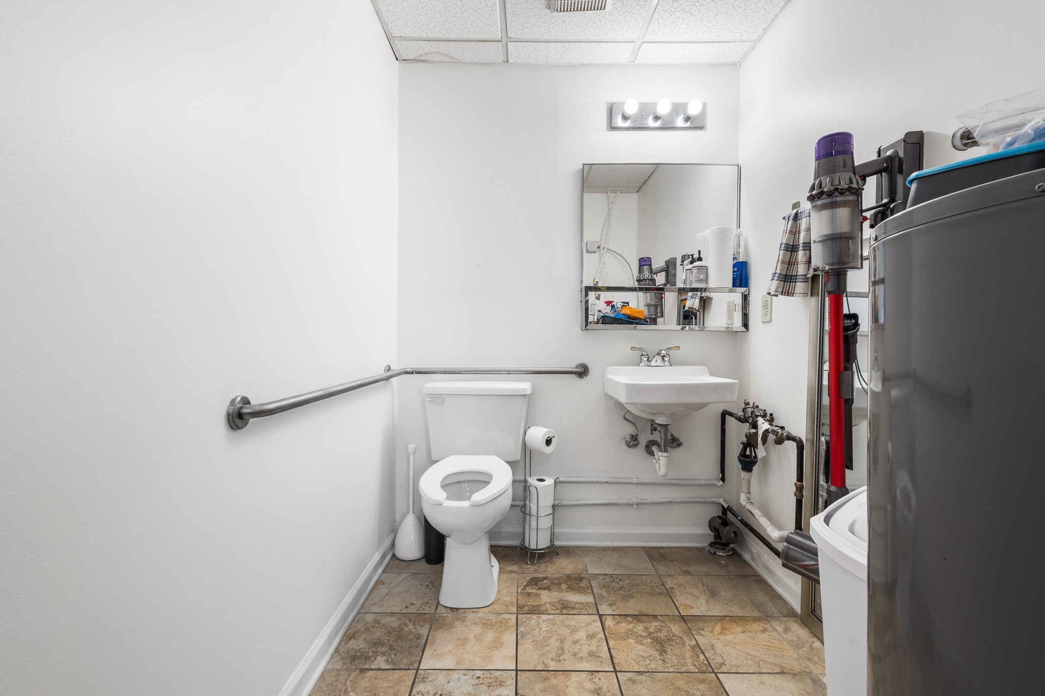 5722 Hickory Plz Property Photo 18